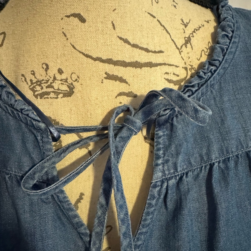 LC Lauren Conrad Denim Blue Blouse - Picture 2 of 6